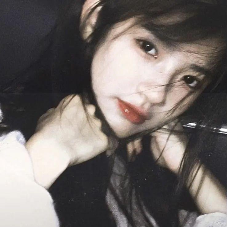 夏威夷冲浪女孩